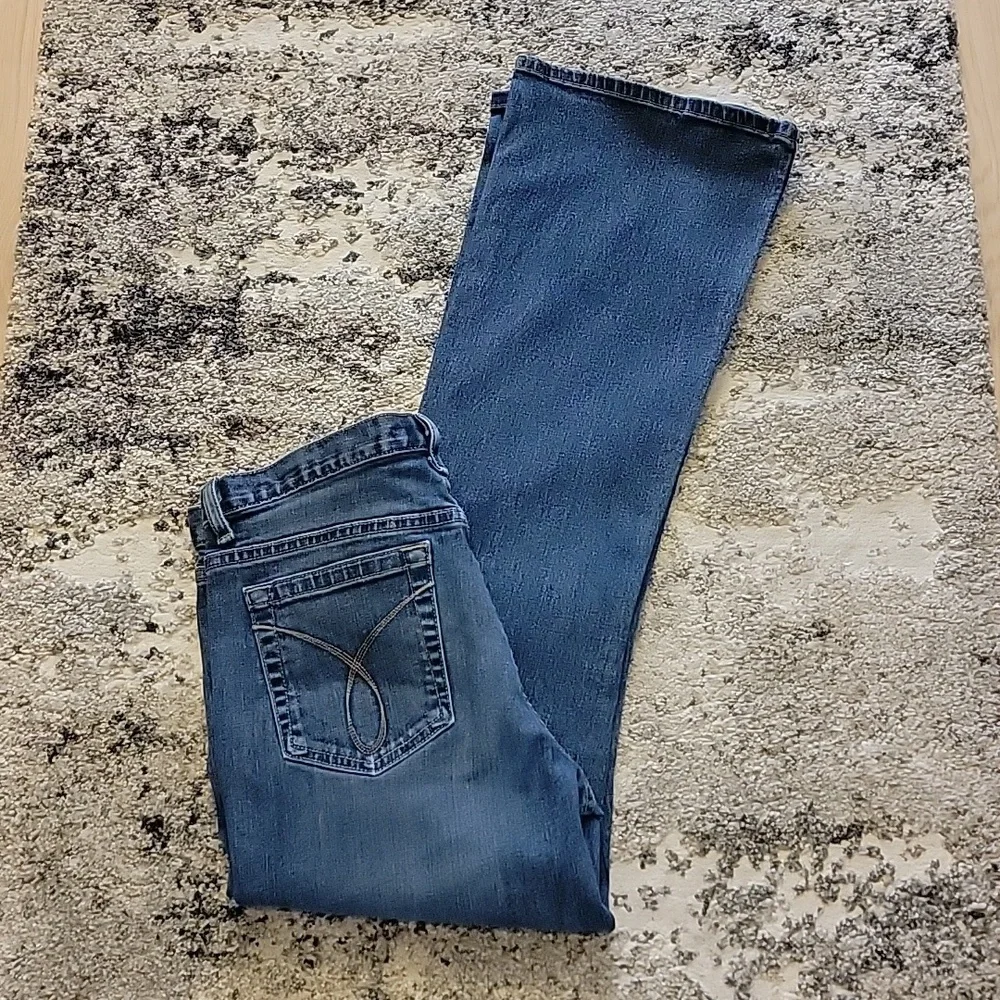CALVIN KLINE FLARE MEDIUM WASH WOMENS JEANS SIZE 10X32 - Picture 7 of 9